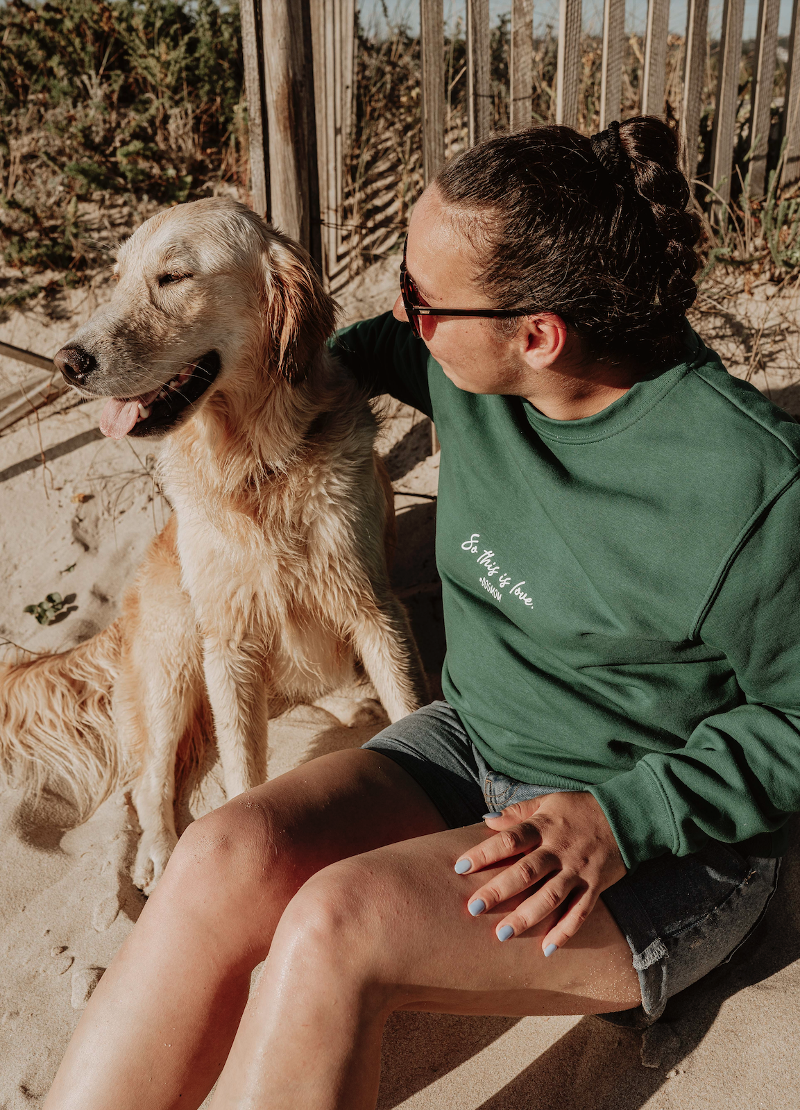 Camisola “Spread Love Like Dog Hair”